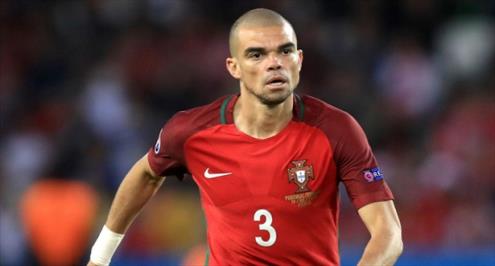 رغم بلوغه الـ39.. بيبي ينتظر المشاركة في كأس العالم 2026